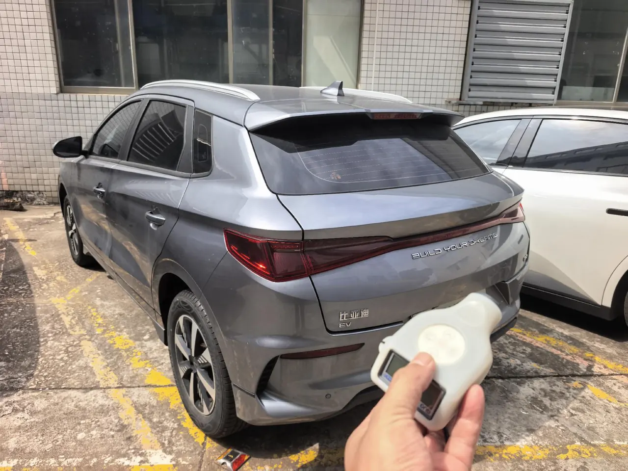 BYD 2023 e2 luxury automatic gear 3