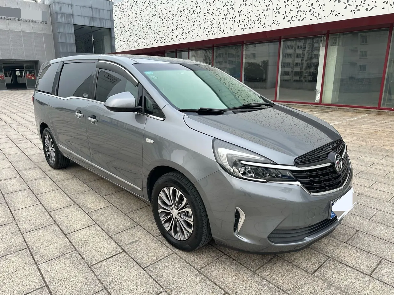 Buick 2020 GL8 Land Business Class 2.0T 652T Luxury Automatic Gear 2