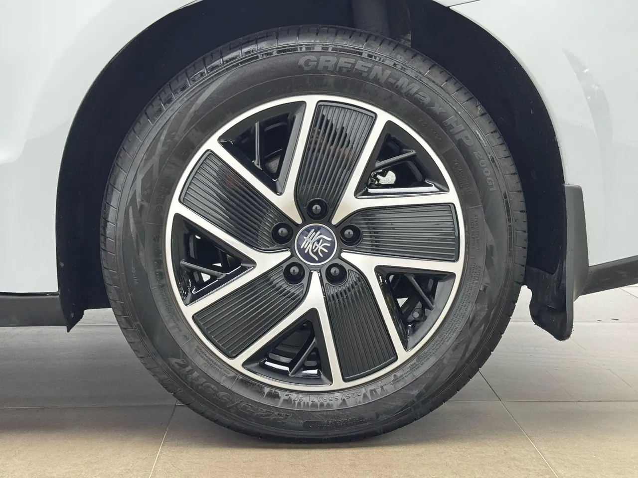 BYD 2024 Qin L DM-i 1.5 stepless 120KM leading automatic gear 18