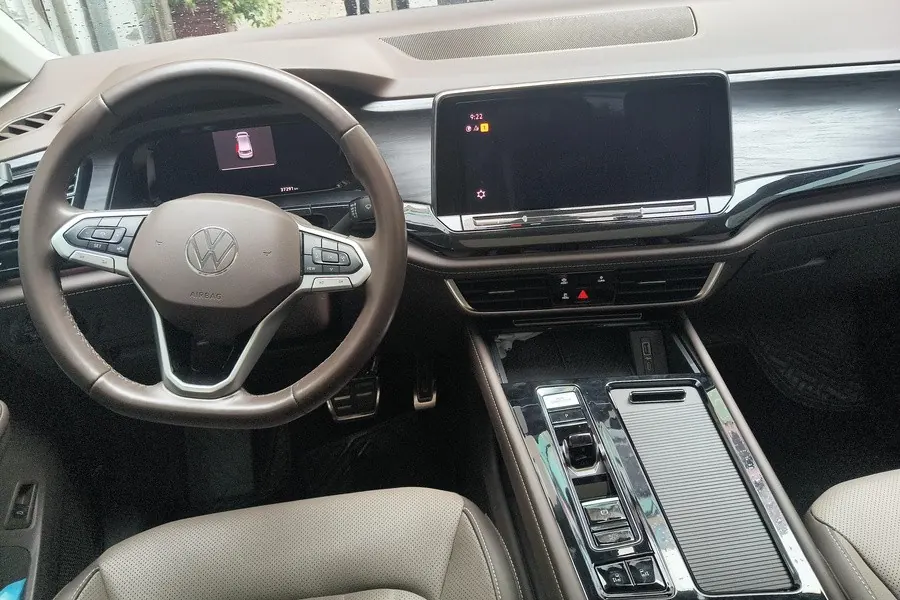 Volkswagen 2023 Wei (Viloran) 2.0TSI 380TSI Zunchi Edition Automatic Gear 4