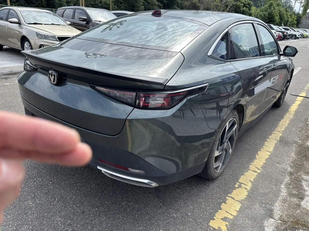 ChangAn 2023 Yida 1.5TGDI Blue Whale NE Flagship Automatic Gear 5