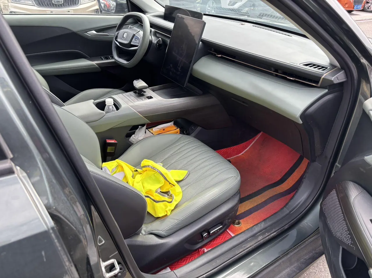 ChangAn 2023 Yida 1.5TGDI Blue Whale NE Flagship Automatic Gear 6