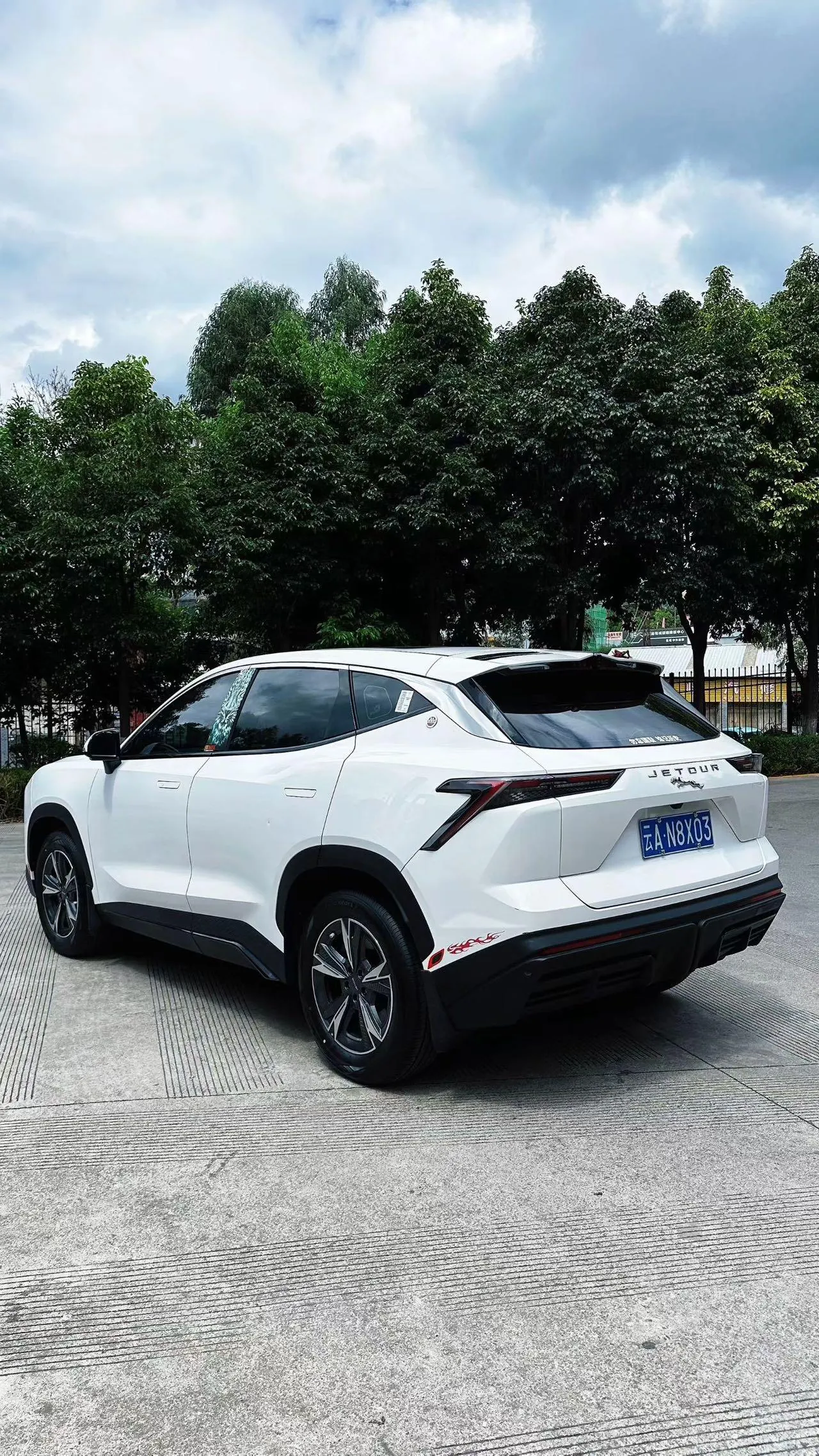 Jetour 2023 Dasheng 1.5T Xingyao PRO automatic gear 4