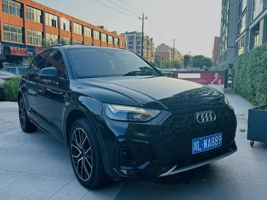 Audi 2024 Q5L 2.0TFSI 45TFSI luxury dynamic automatic transmission 6