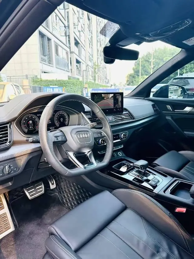 Audi 2024 Q5L 2.0TFSI 45TFSI luxury dynamic automatic transmission 8