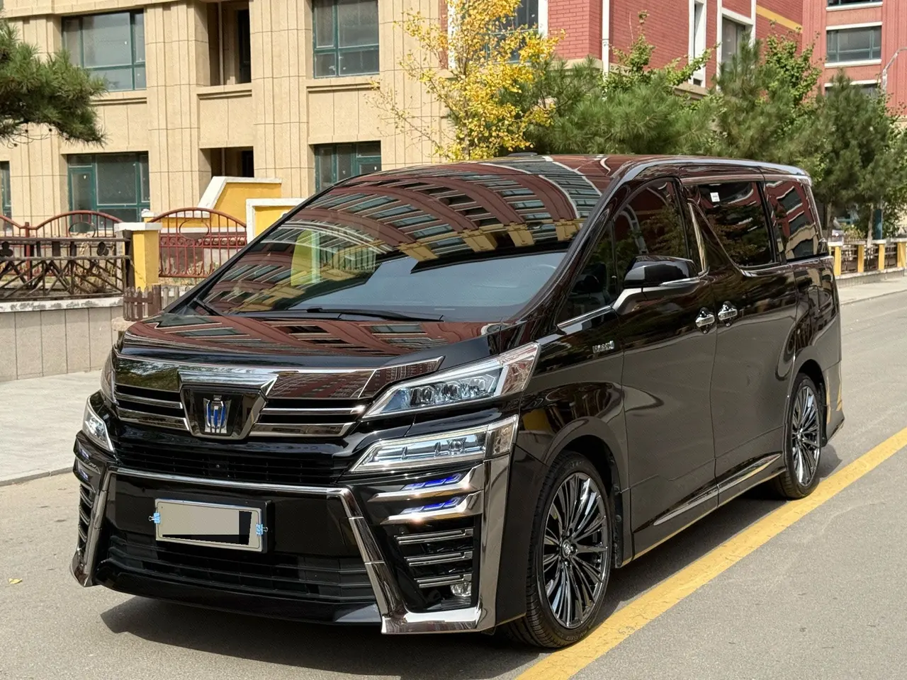 Open image lightbox: Toyota Wilfa (Imported) 2020 Wilfa 2.5 Stepless HV Distinguished Edition Automatic Gear
