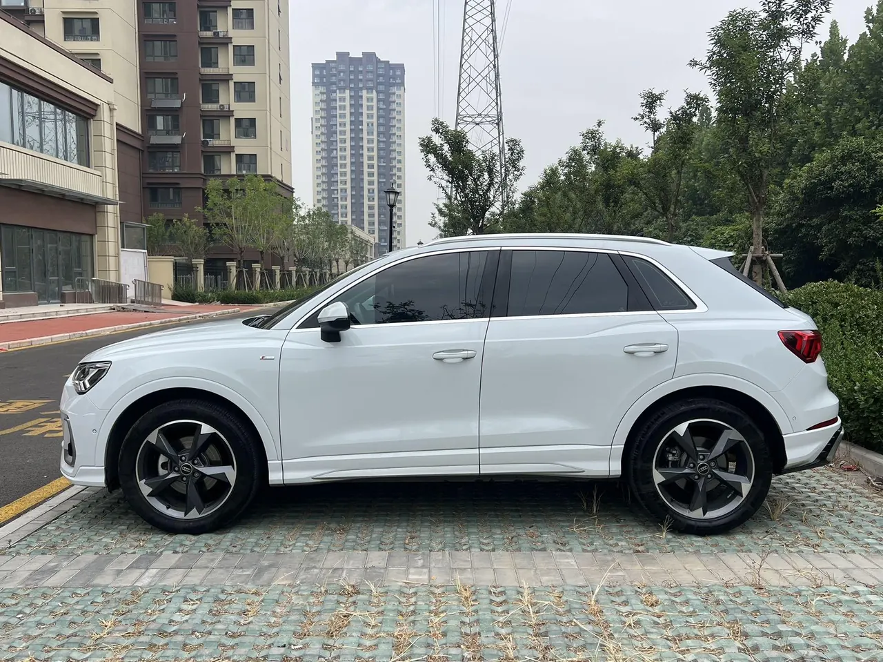 Audi 2024 Q3 1.5TFSI 35TFSI Fashion Dynamic Automatic 3