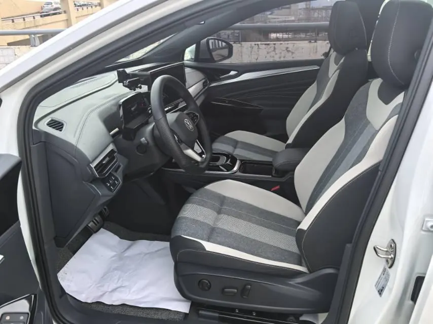 Volkswagen 2024 ID. 4 CROZZ Pure Limited Edition Automatic Transmission 2