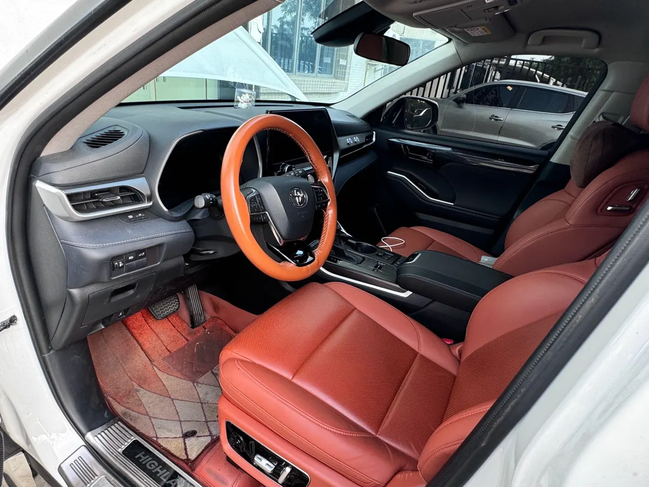 Toyota 2024 Highlander Dual Engine 2.5 Stepless Intelligent Electric Hybrid Two-Drive Elite Edition 5-seat Automatic Transmission 10