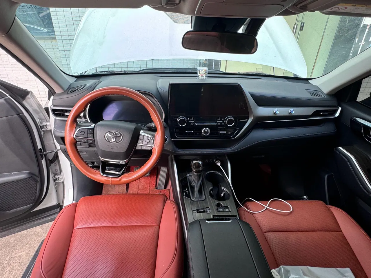 Toyota 2024 Highlander Dual Engine 2.5 Stepless Intelligent Electric Hybrid Two-Drive Elite Edition 5-seat Automatic Transmission 12