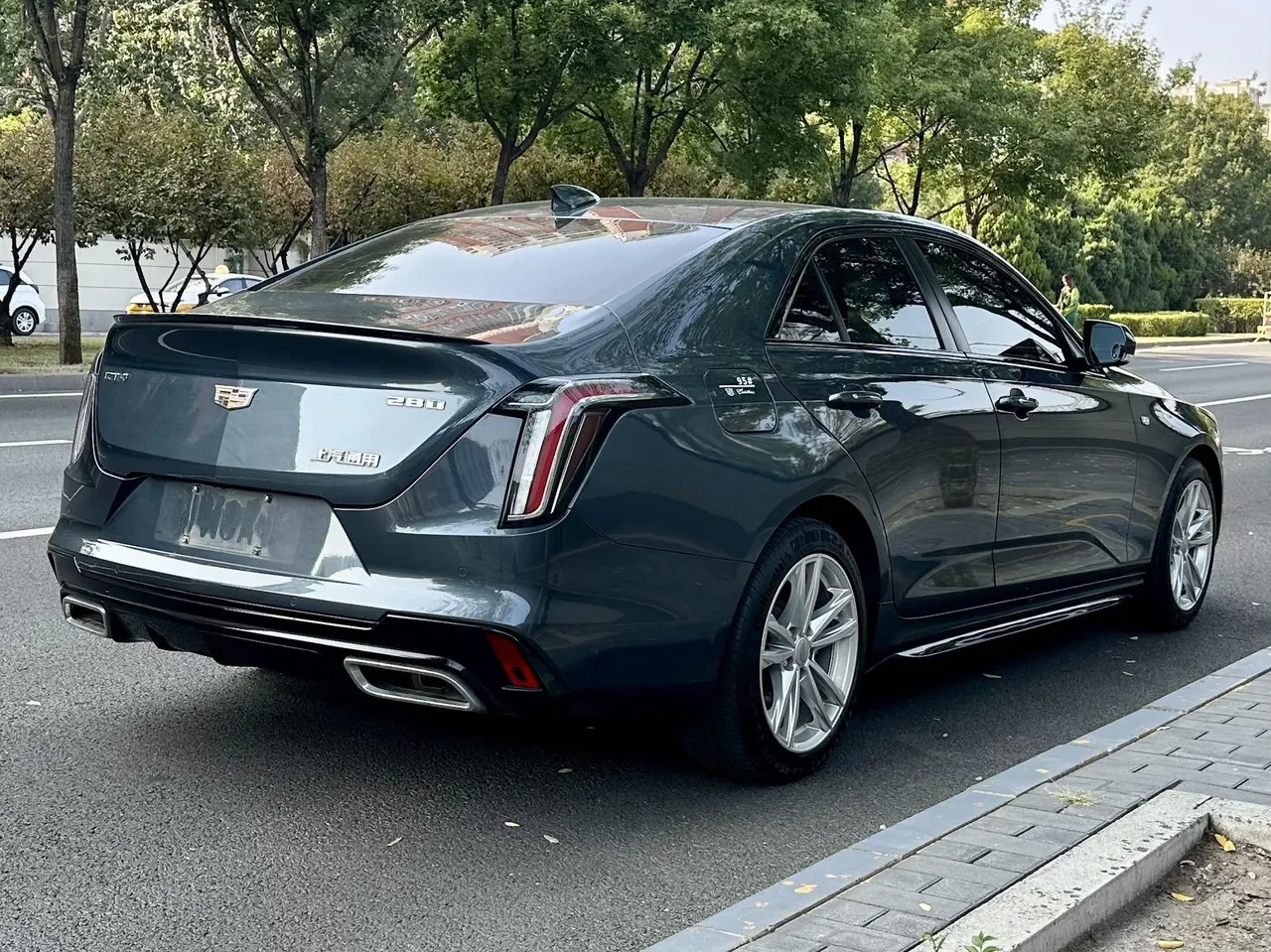 Cadillac 2020 CT4 2.0T 28T fashion automatic gear 5