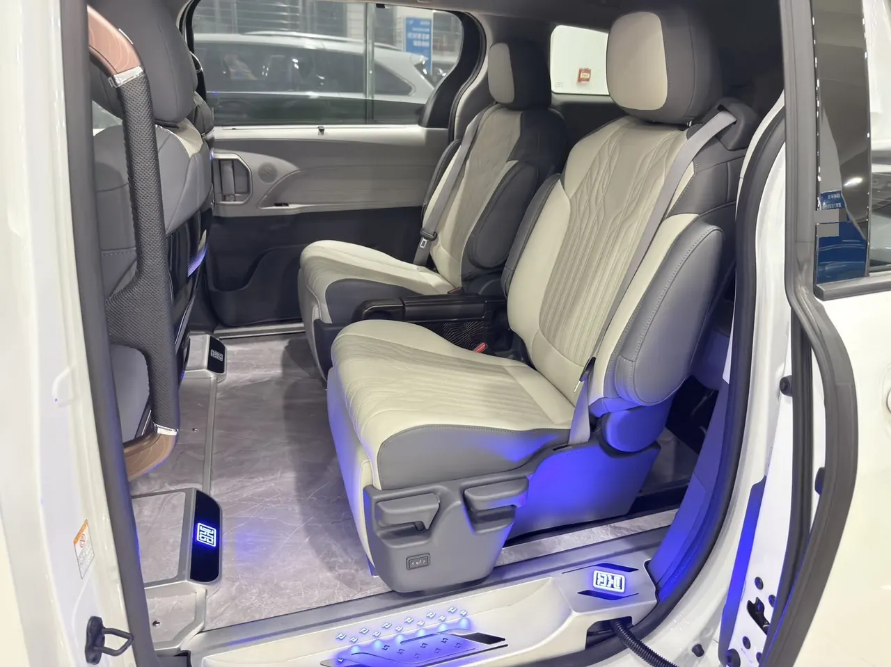 Toyota 2024 Sana 2.5 Stepless Comfort Edition Automatic Gear 6