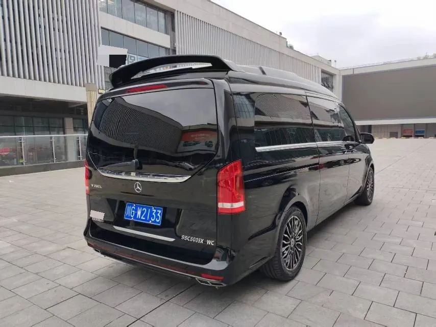 Mercedes Benz V 2020V 260 L 2.0T Deluxe Edition Automatic Gear 9