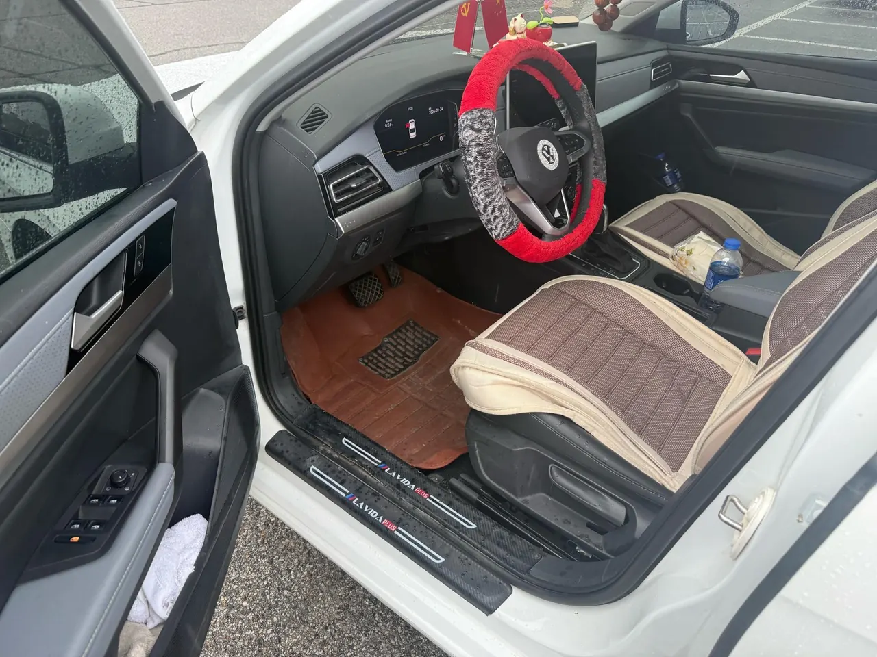 Volkswagen 2024 LaVida 1.5 Star 5 Million Edition Automatic Gear 2