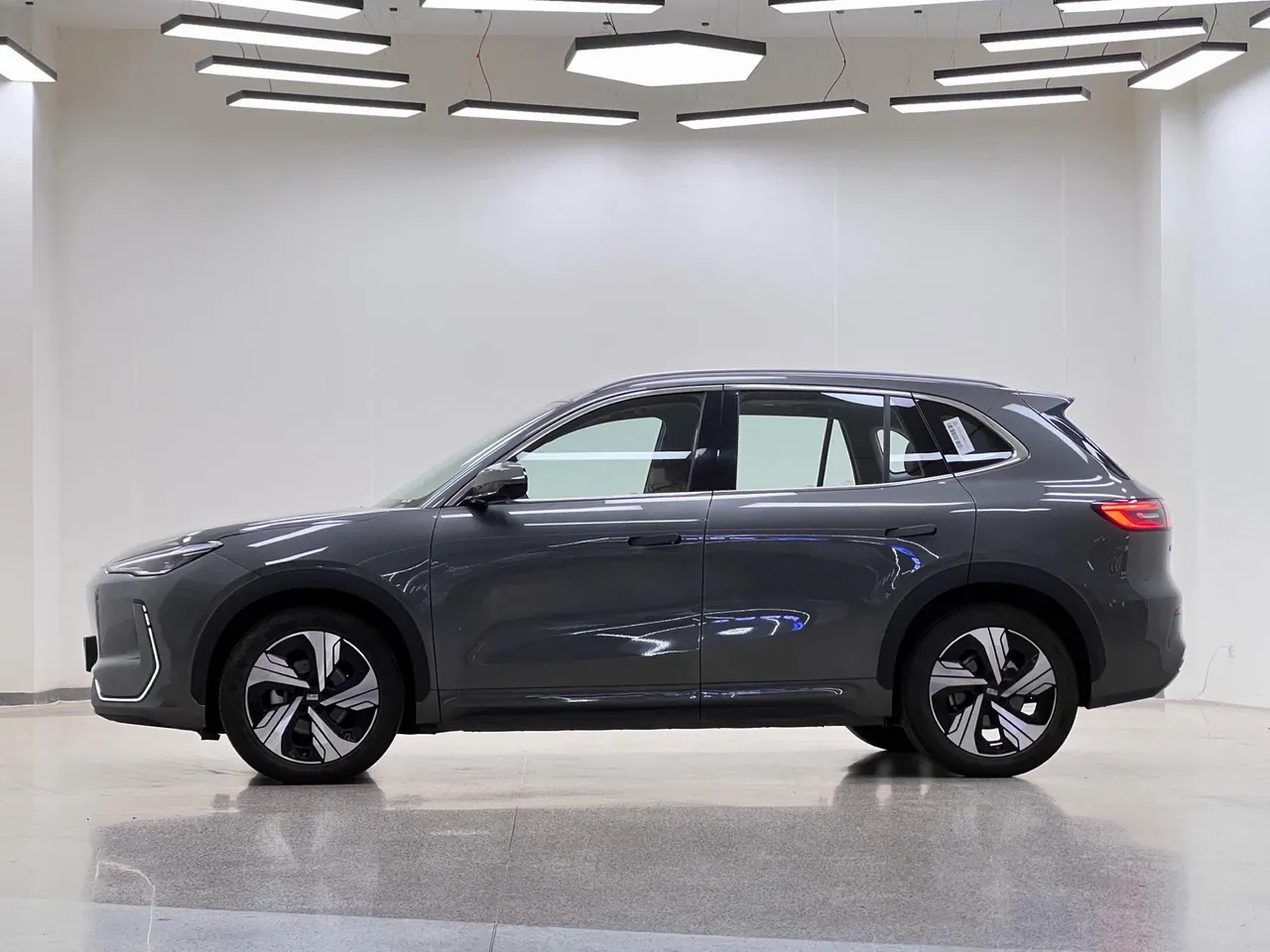 Geely Galaxy 2024 E 5 530km sailing version of automatic gear 3