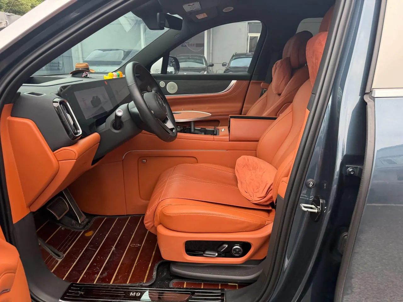 AITO 2024 AITO M9 extended range Max version 42kWh automatic gear 3