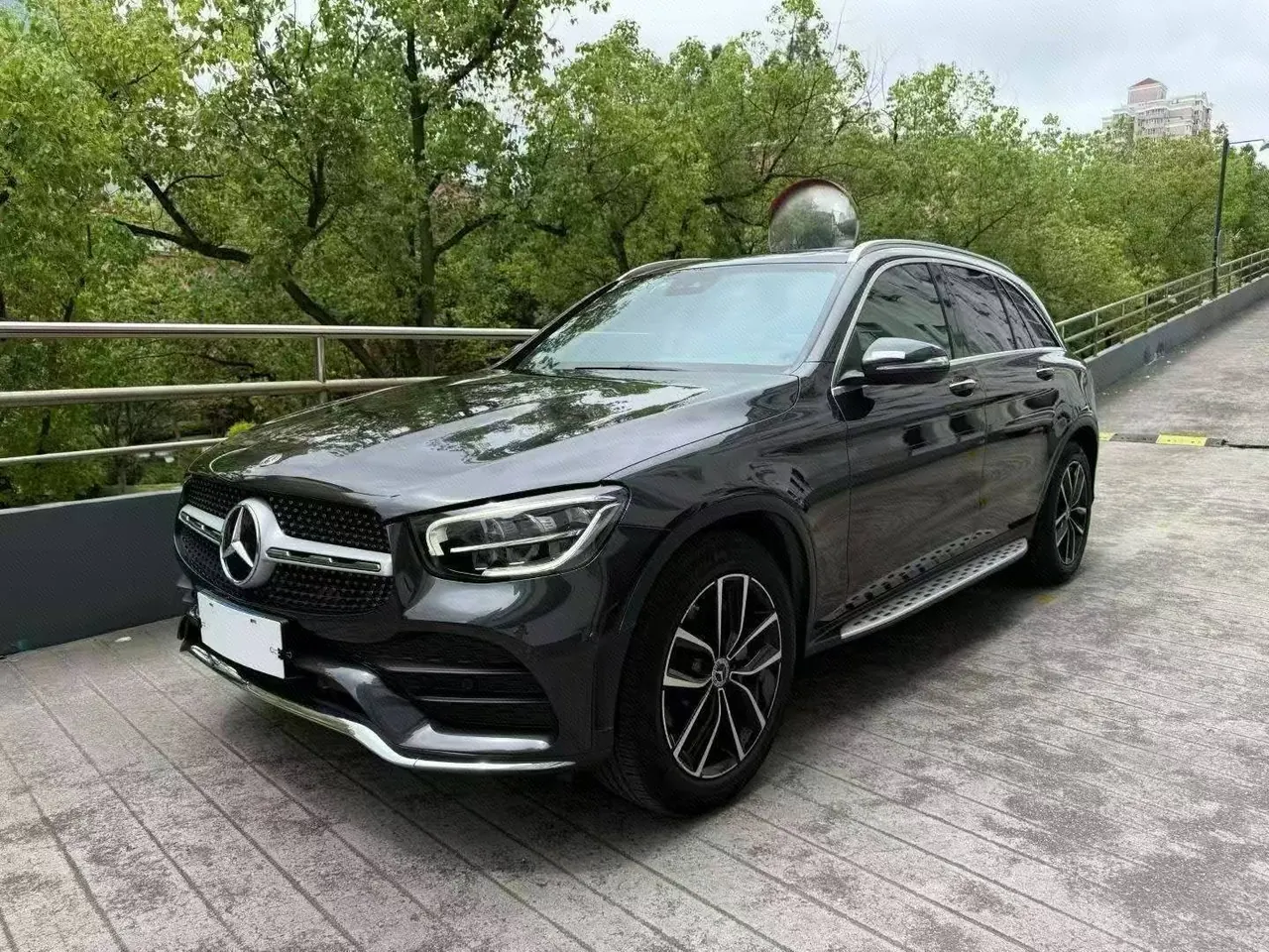 打开图片灯箱:Mercedes Benz 2020 GLC 300 L 4MATIC 2.0T Dynamic (Modified) Automatic Gear