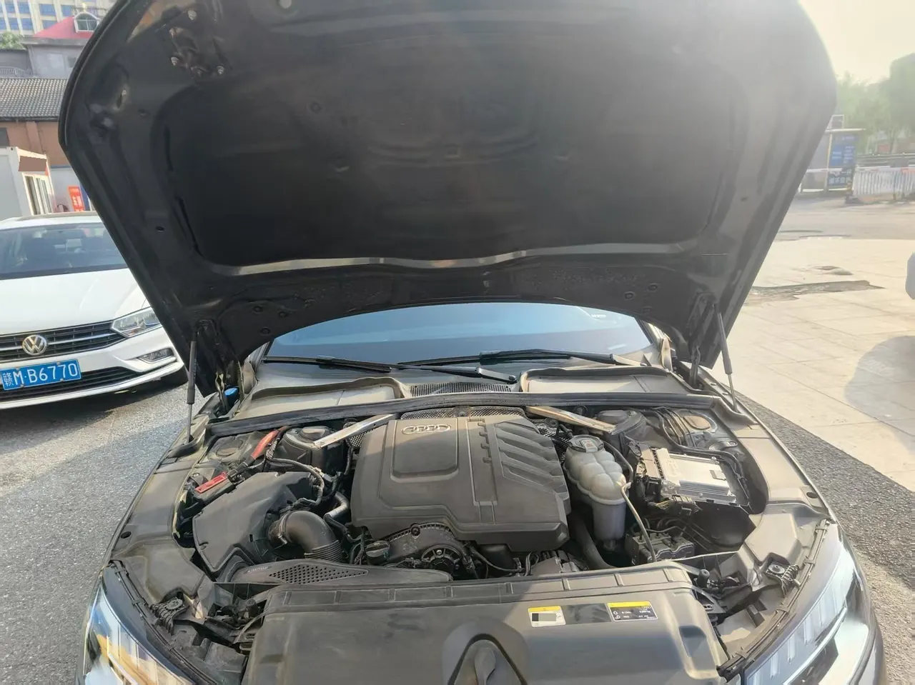 Audi 2024 A4L 2.0TFSI 40TFSI Deluxe Dynamic Automatic 5