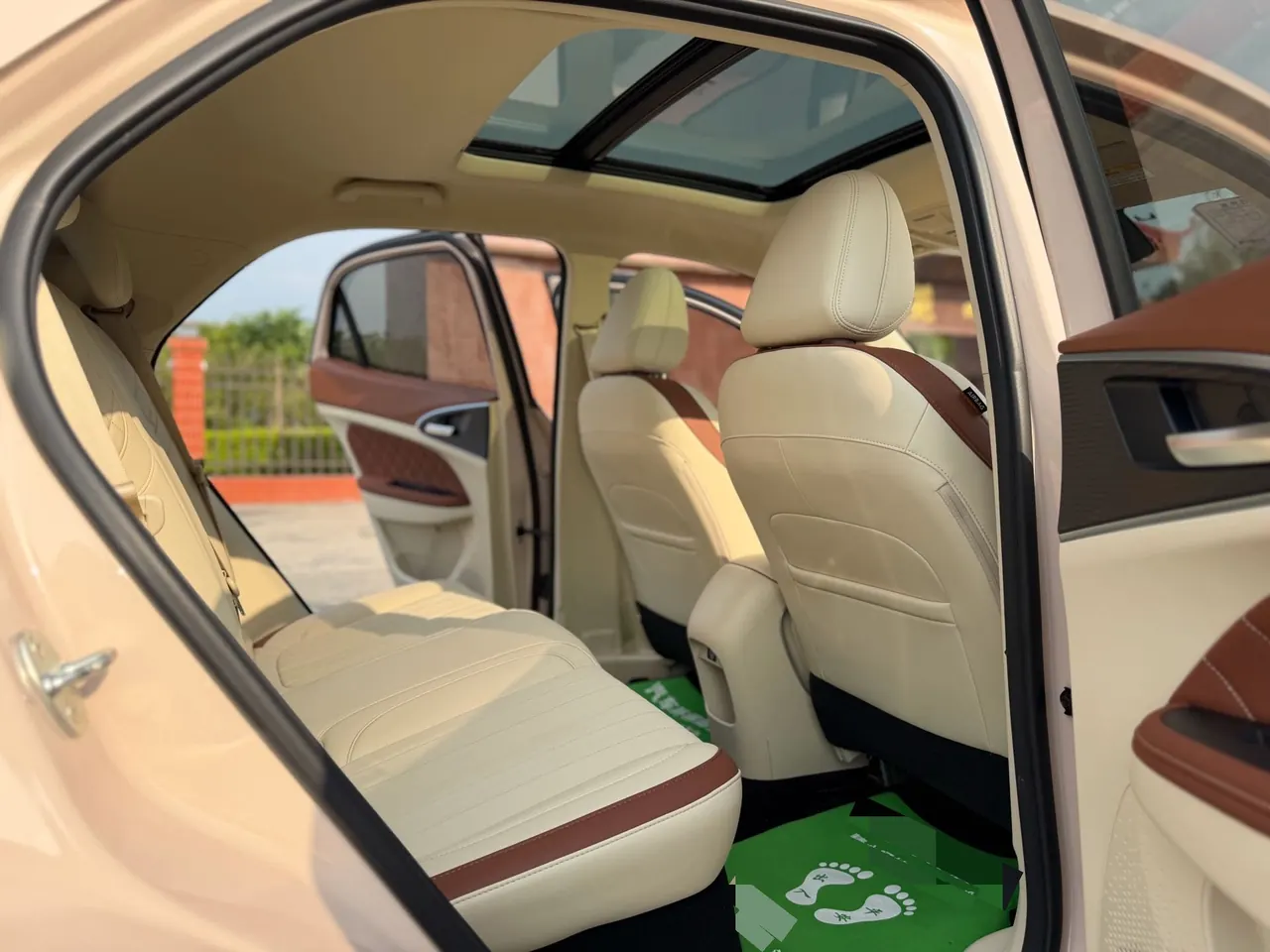 Ora 2024 good cat 401km luxury automatic gear 12
