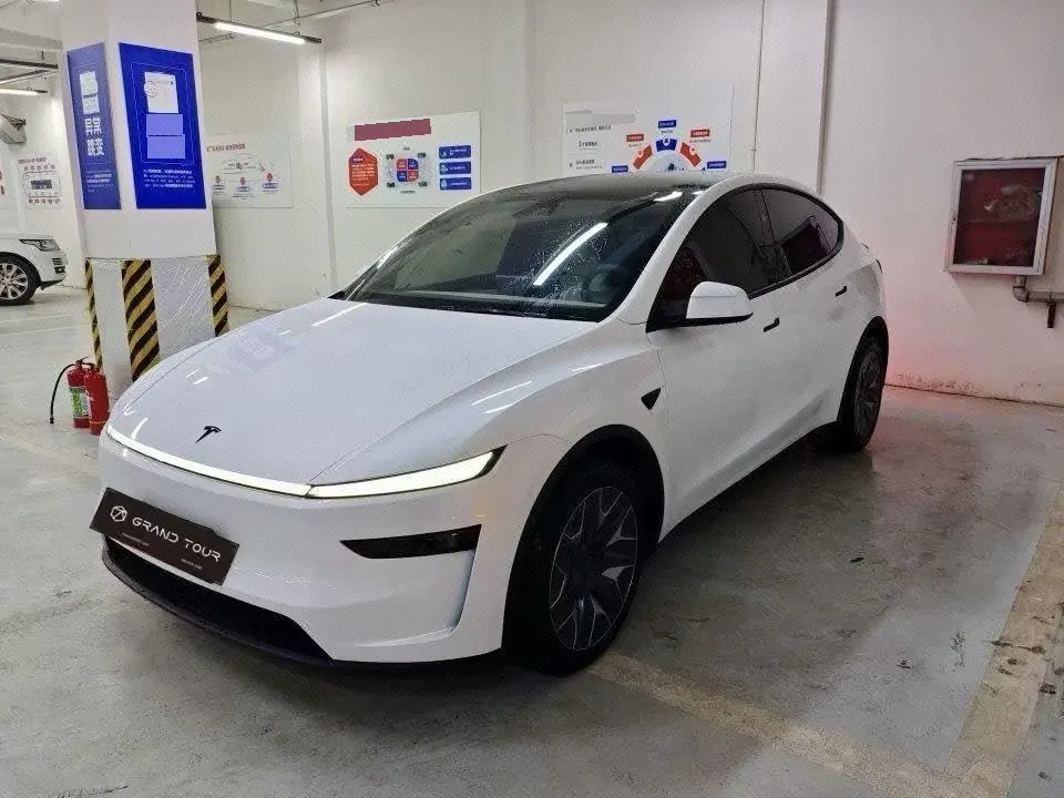Open image lightbox: Tesla 2025 Model Y L Long Endurance All-Wheel Drive Automatic Transmission