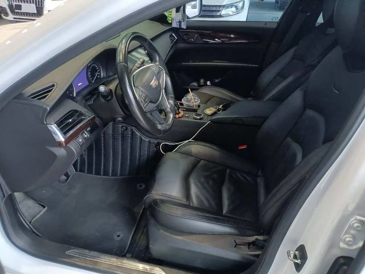 Cadillac 2022 CT6 2.0T 28T fashion automatic gear 3