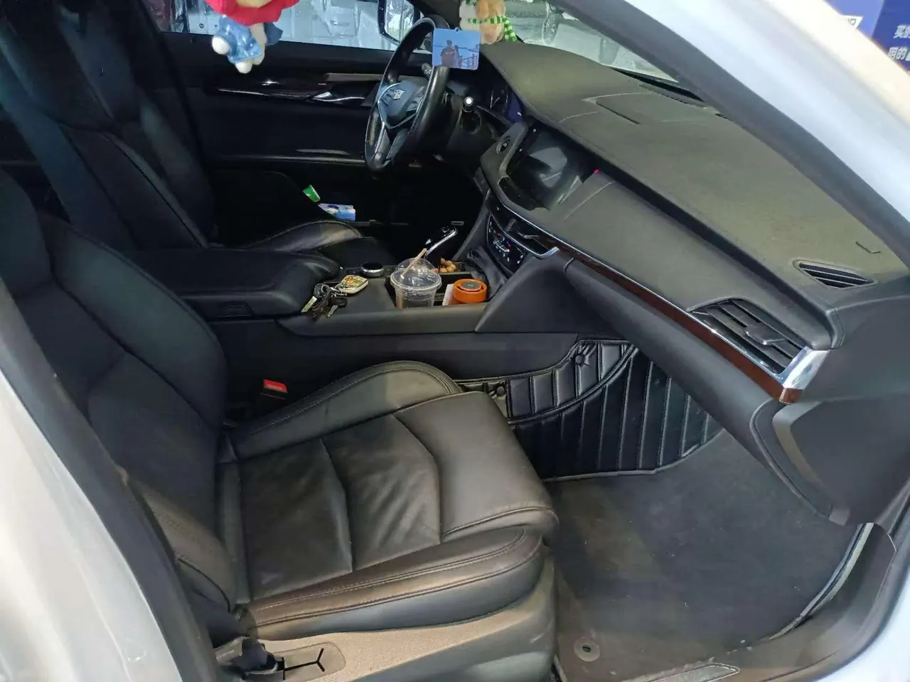 Cadillac 2022 CT6 2.0T 28T fashion automatic gear 7