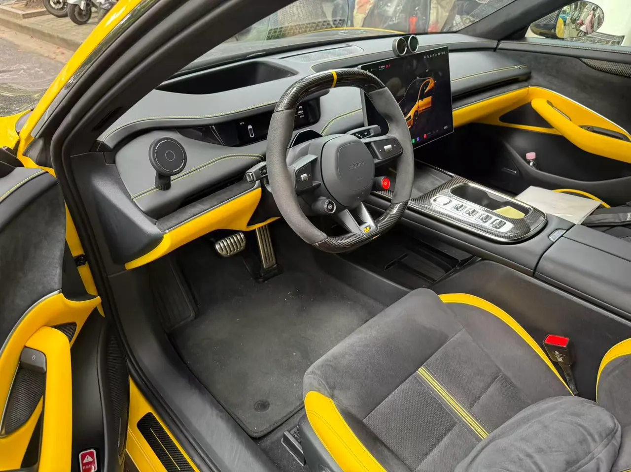 MI 2025 SU7 Ultra Ultra Automatic 4