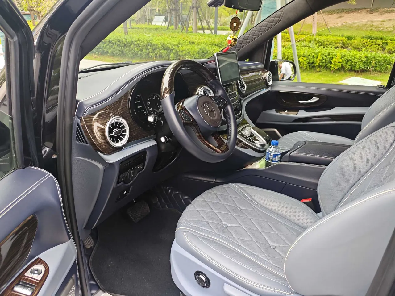 Mercedes Benz 2021 Vito 2.0T Elite Edition 7-seat Automatic Gear 2