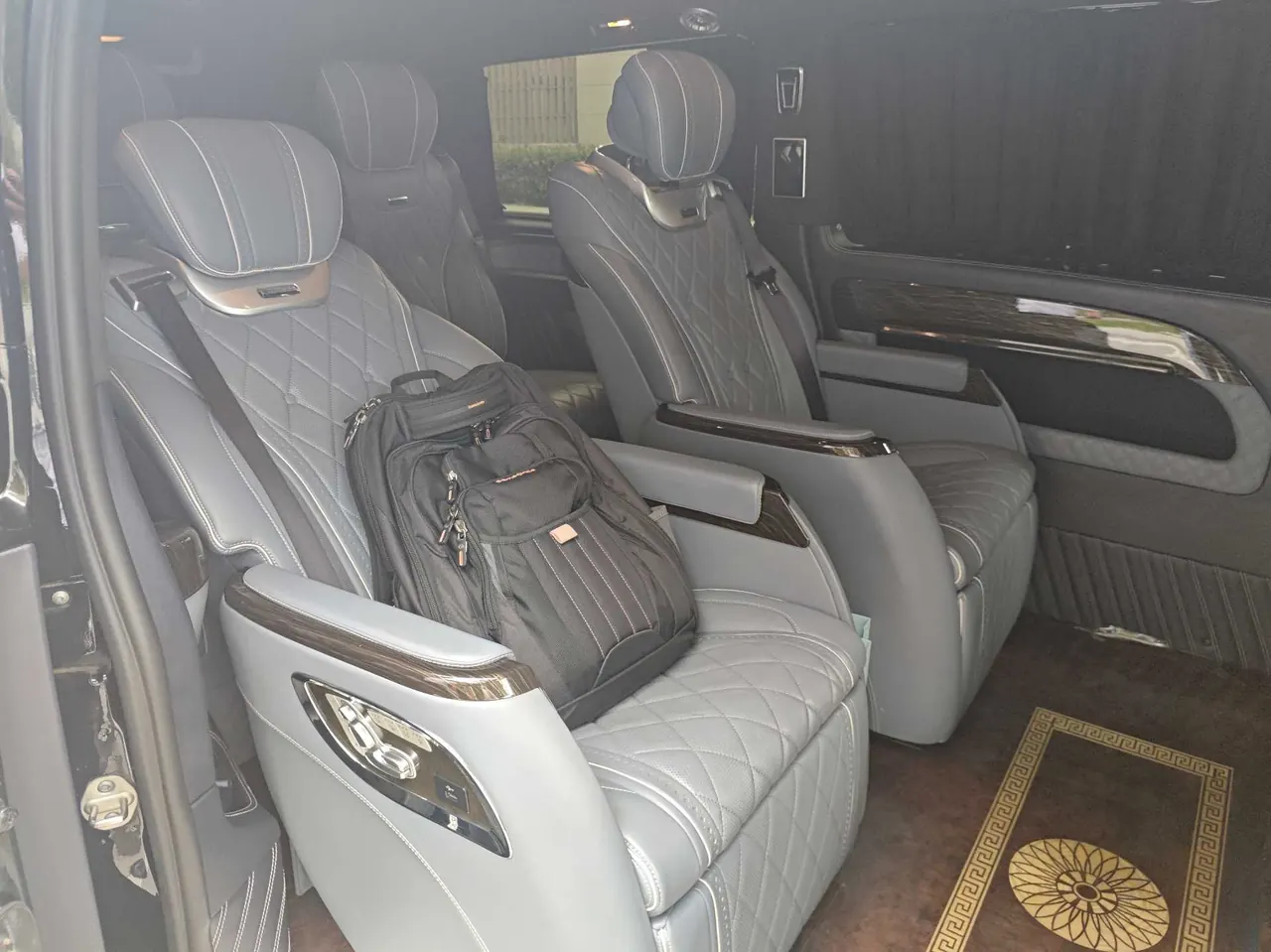 Mercedes Benz 2021 Vito 2.0T Elite Edition 7-seat Automatic Gear 5