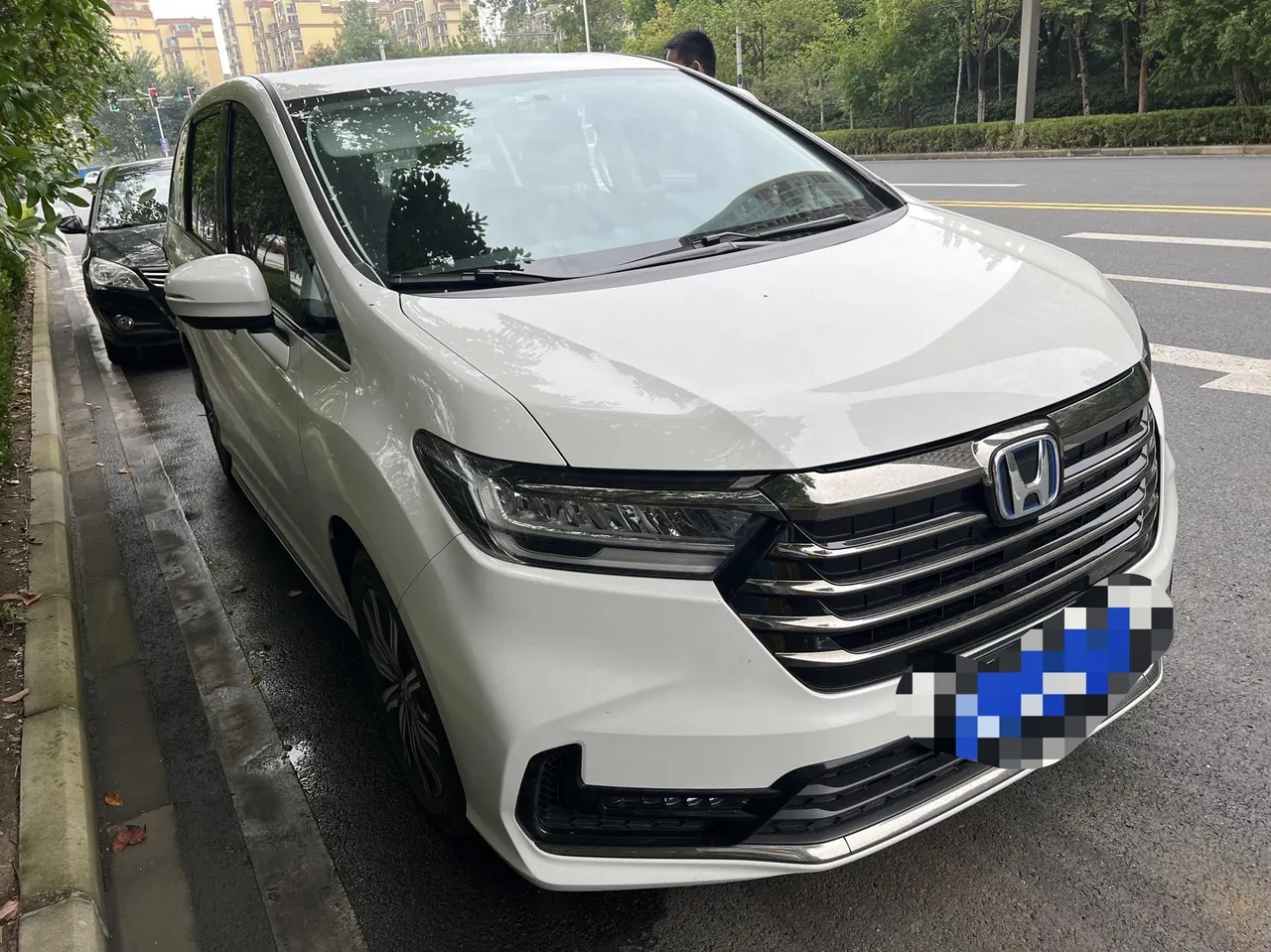 Honda 2024 Odyssey Hybrid 2.0 Stepless Sharp and Pleasant Edition Automatic Gear 3