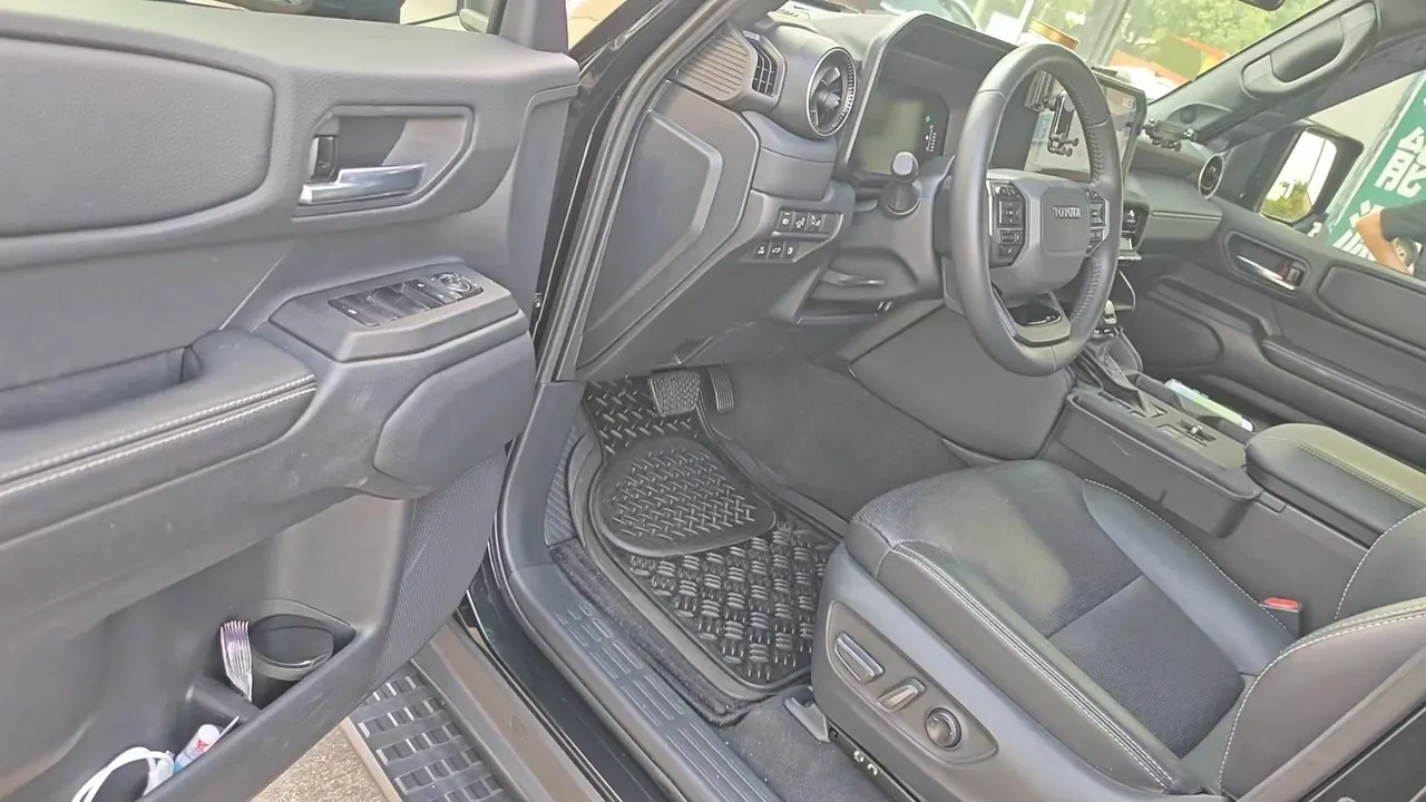 Toyota 2024 Prado HEV 2.4T all-around TX version 5-seat automatic gear 4