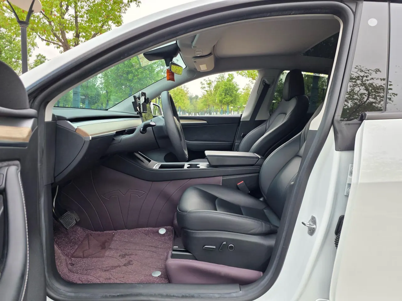 Tesla 2022 Model Y rear-wheel drive version (facelift) automatic gear 5