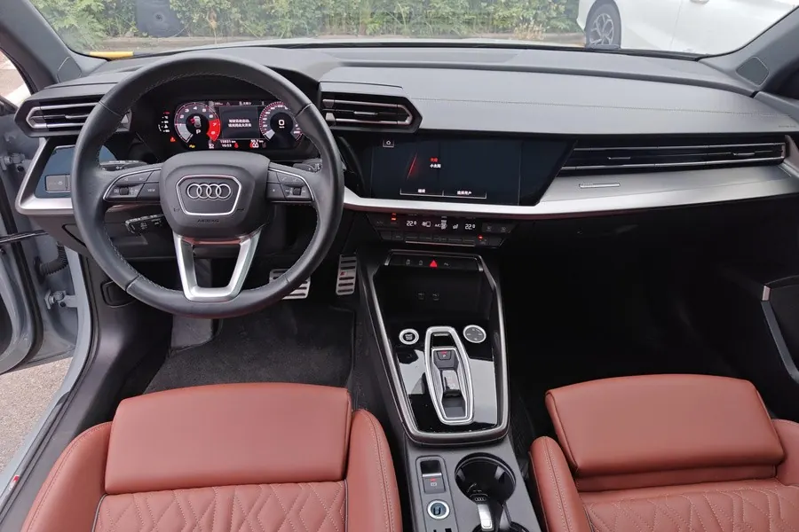 Audi 2025 A3 Sportback 1.5TFSI 35TFSI Flying Premium Automatic Gear 7