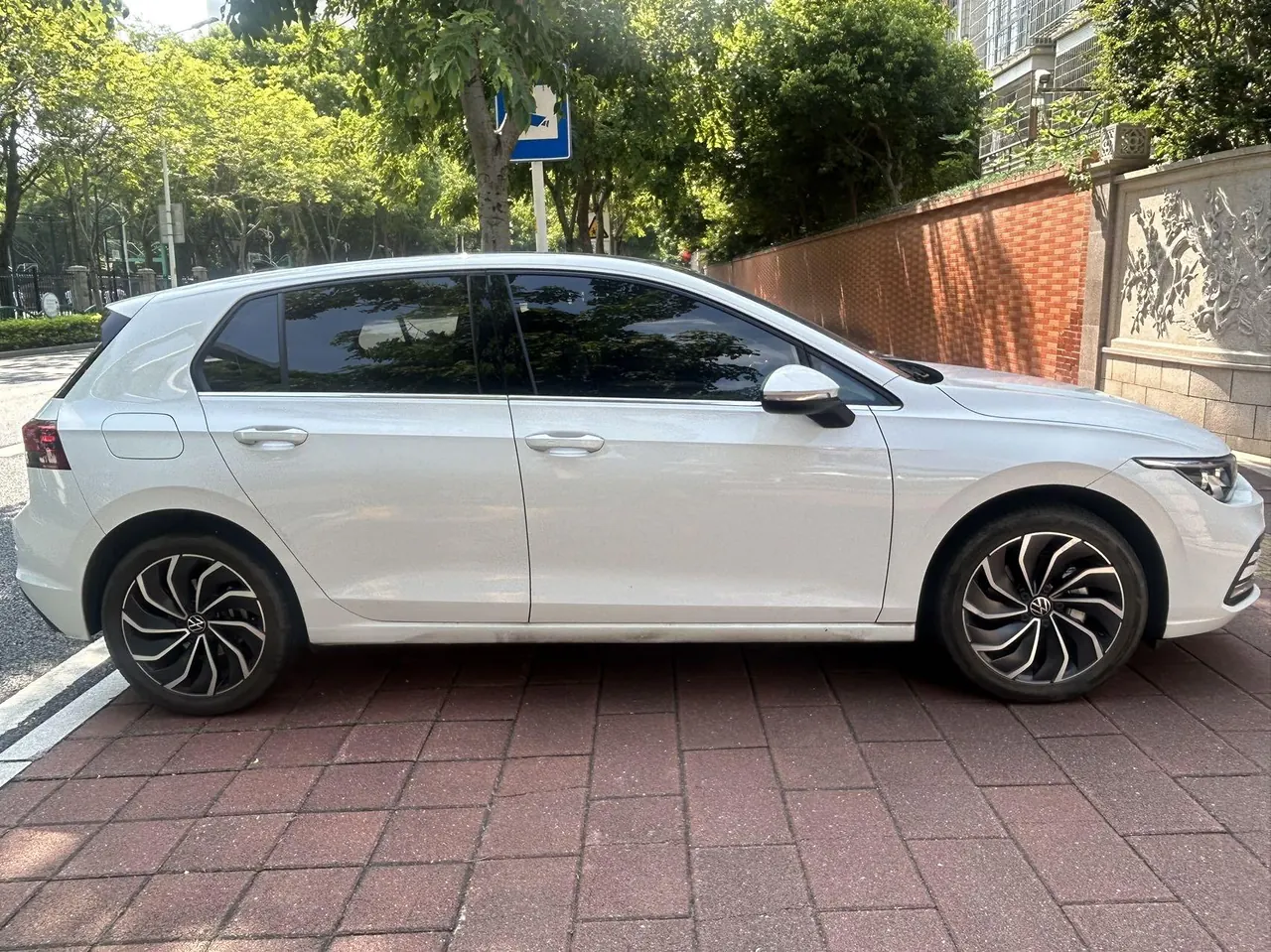 Volkswagen 2021 Golf 8 PRO 1.4TSI 280TSI First Edition Automatic 7