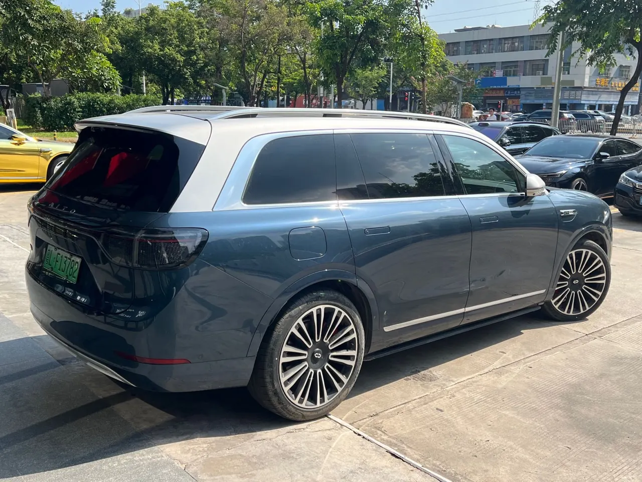 AITO 2024 AITO M9 extended range Ultra 52kWh automatic gear 9