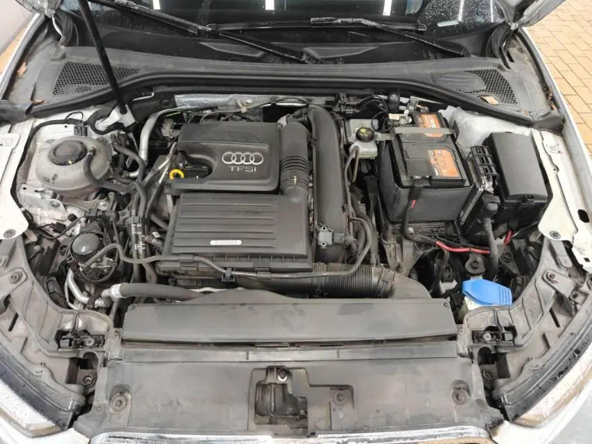 Audi 2020 A3 Limousine 1.4TFSI 35TFSI aggressive automatic gear 5