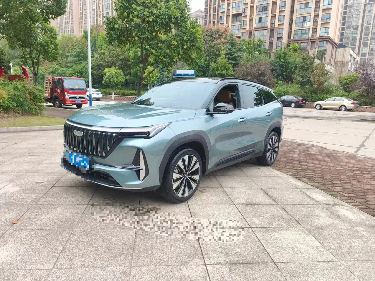 Открыть галерею: Geely 2025 Boyue L 1.5TD Splendid Automatic Gear