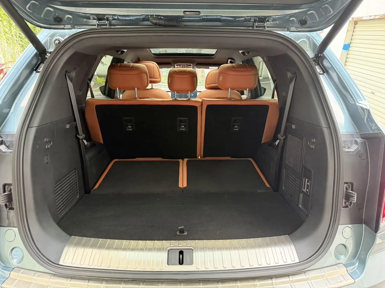Jetour 2025 Shanhai L7 PLUS 1.5T 220km Flagship 7-seat Automatic Gear 7