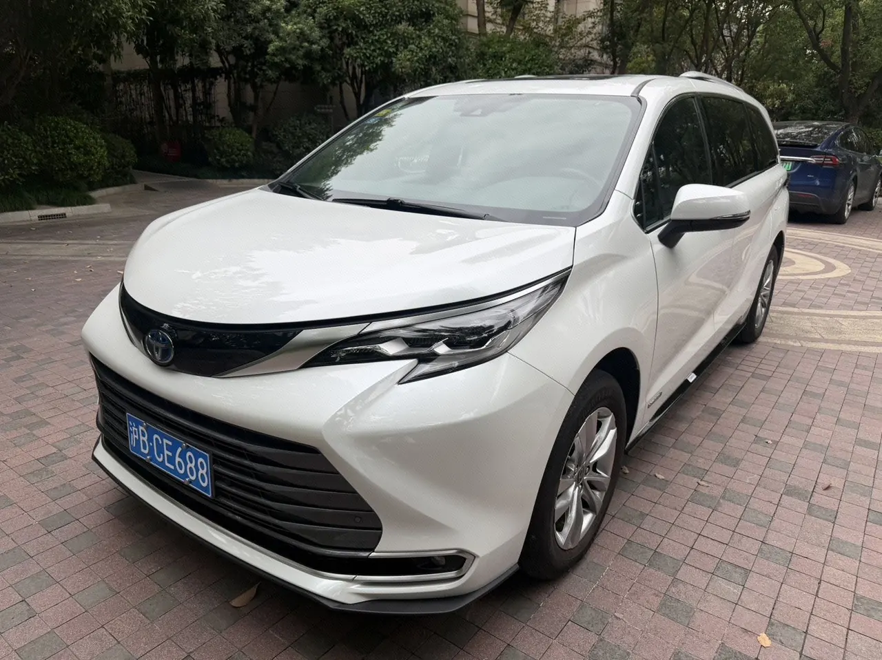 Open image lightbox: Toyota 2021 Sana 2.5 Stepless Extreme Edition Automatic Transmission