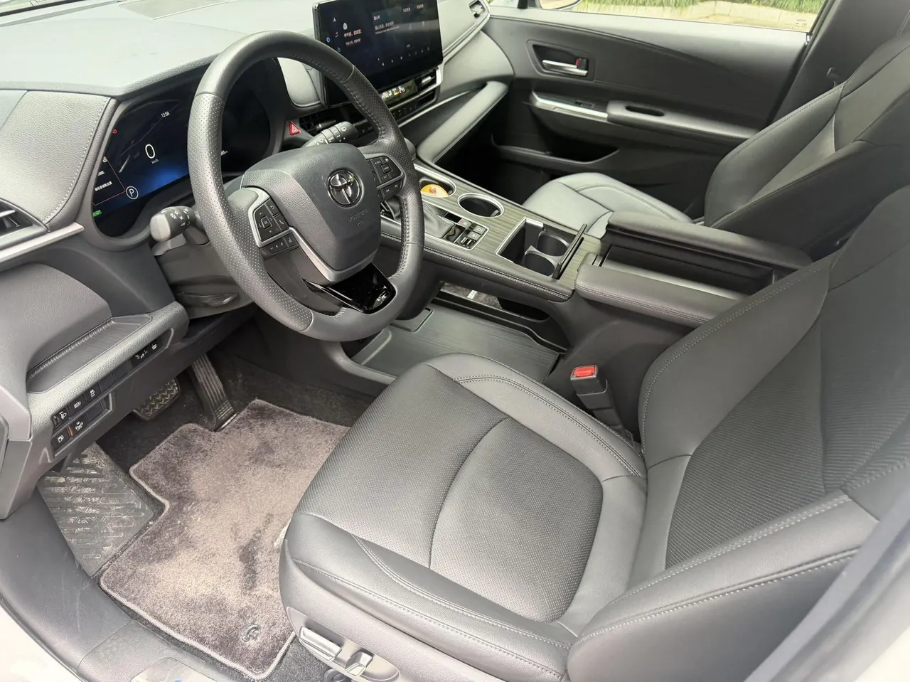 Toyota 2021 Sana 2.5 Stepless Extreme Edition Automatic Transmission 3