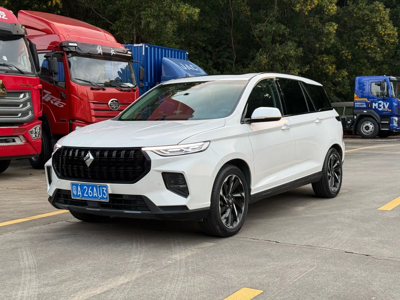 New BaoJun 2021 RS-7 1.5T Stepless Intelligent Flagship 6-seat Automatic Gear - View 1