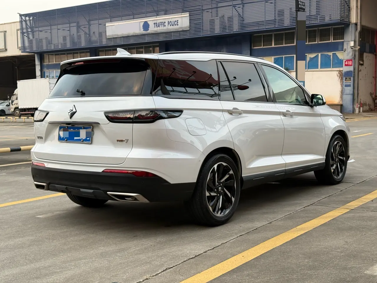 New BaoJun 2021 RS-7 1.5T Stepless Intelligent Flagship 6-seat Automatic Gear 8