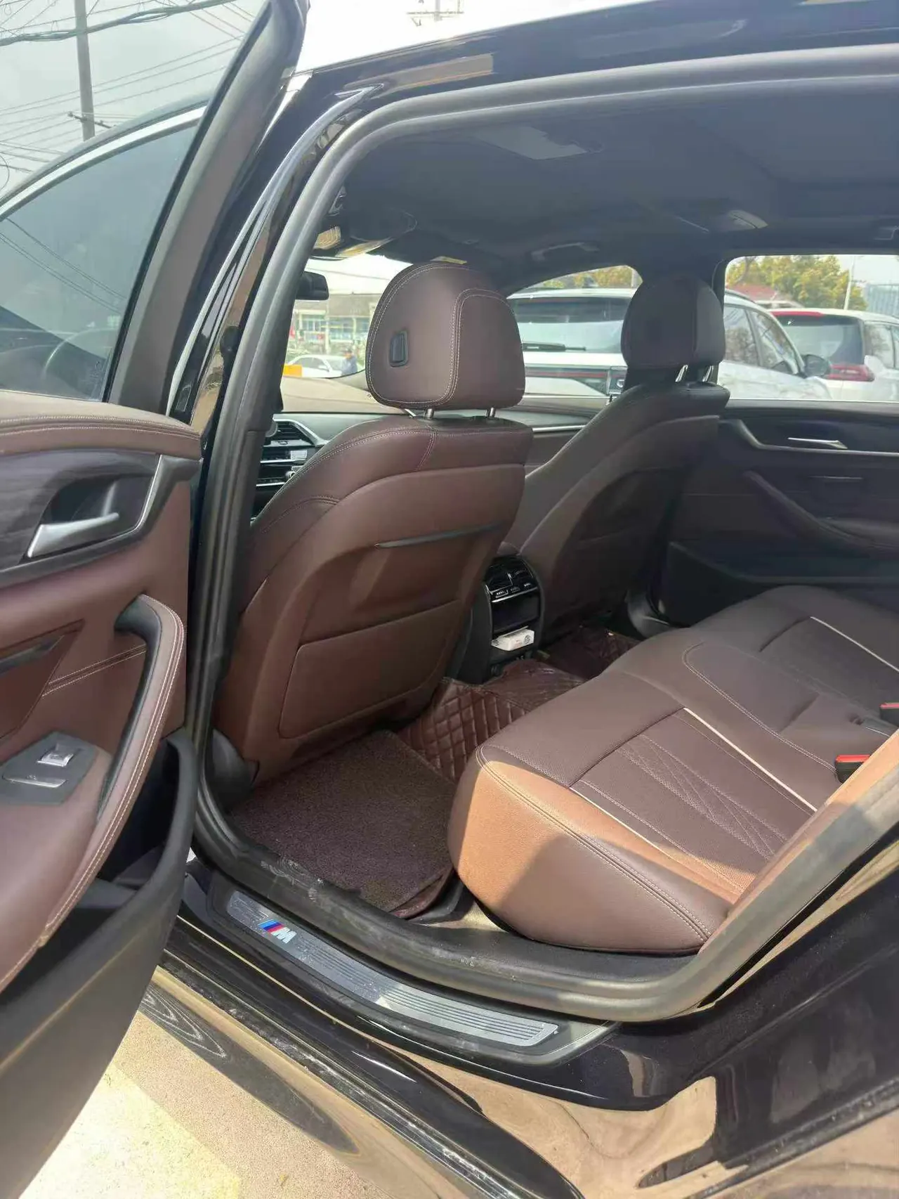 BMW 5 Series 2022 530Li 2.0T Leading M Sports Suit (Modified) Automatic Gear 3