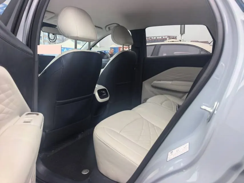 ARCFOX 2025 T 1 425 PRO Automatic 5