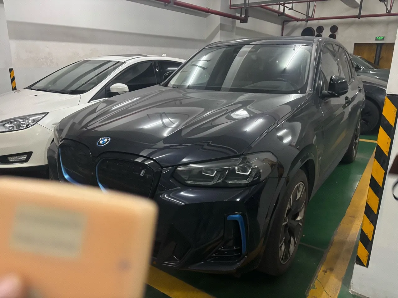 Open image lightbox: BMW 2022 iX3 Creat Collar Automatic