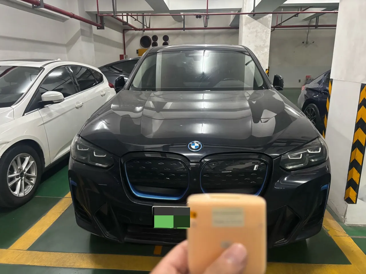 BMW 2022 iX3 Creat Collar Automatic 2