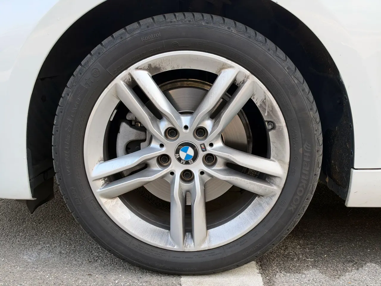 BMW 1 Series 2022 120i 1.5T M Sports Obsidian Night Edition Automatic Gear 7