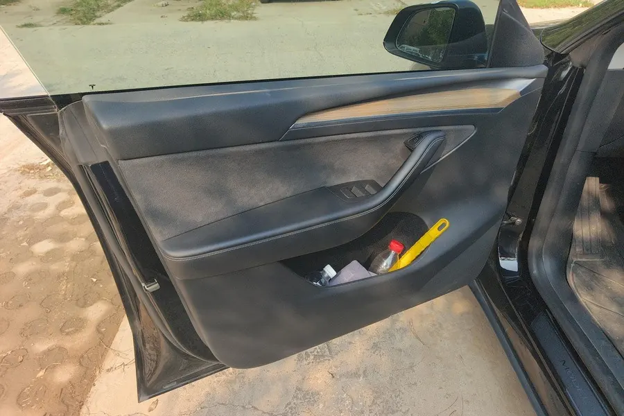 Tesla 2022 Model Y rear-wheel drive version automatic transmission 4