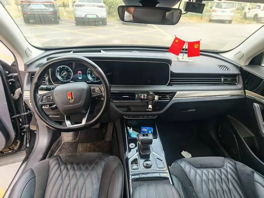 HongQi 2022 HS5 2.0T Zhilian Flag Edition Automatic Gear 4