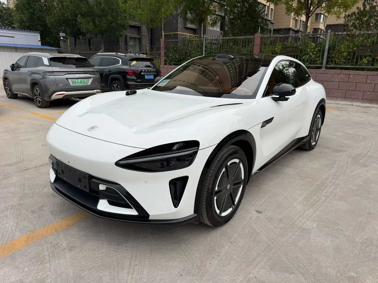 Открыть галерею: MI 2025 YU7 Long Endurance Rear Drive Automatic Gear